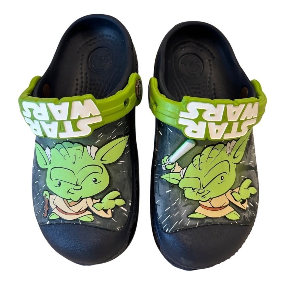 Crocs Star Wars Yoda‎ Clogs Kids Size 10 11 Navy Green Excellent Shoes NWOT
